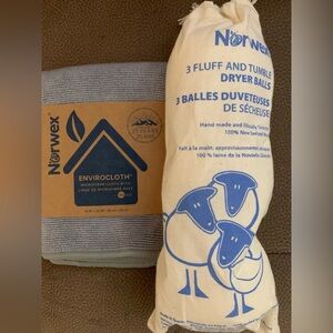 Norwex Gray EnviroCloth and Cream Dryer Balls